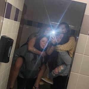 Meet your Posher, Renee